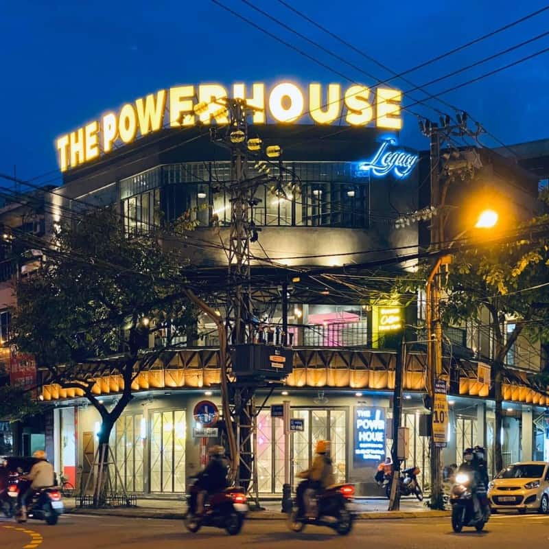 lap-dat-he-thong-am-thanh-cafe-the-powerhouse-min