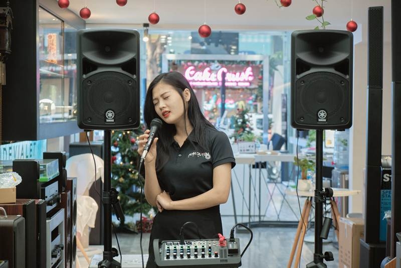 mua-ban-mixer-yamha-hat-karaoke-tai-da-nang