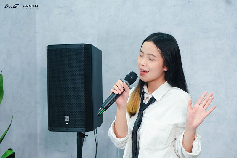 Mua loa Ev ZLX 12BT giá tốt nhất - anhduyen audio 1