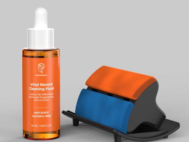 Bộ vệ sinh đĩa than Humminguru I-Brush Vinyl Record Cleaning Kit được thiết kế tối ưu với ngoại hình gọn nhẹ
