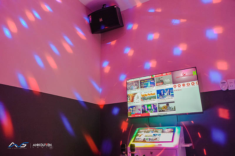 giá đầu karaoke SmartK  màn hình cảm ứng - anhduyen audio 1