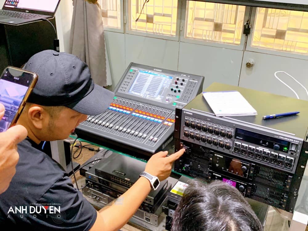 Mixer Yamaha QL1 Chính Hãng Đà Nẵng