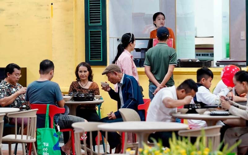 Yum Food Village - Mega Market Liên Chiểu