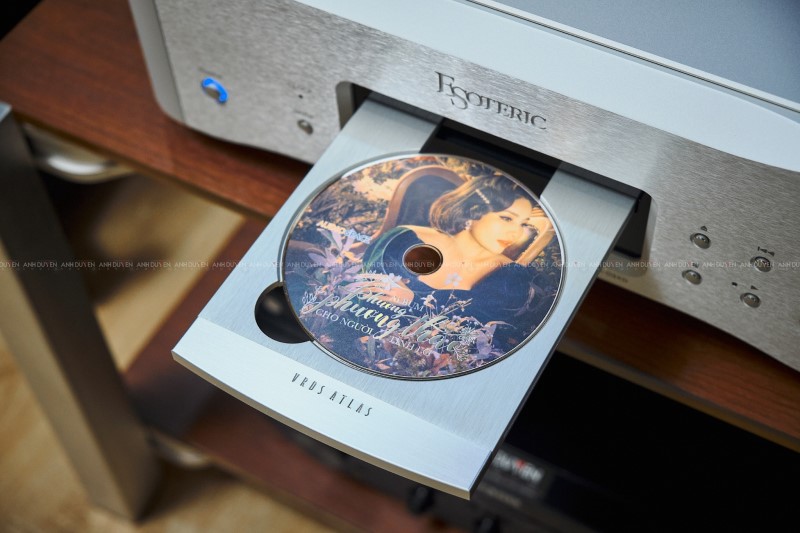 Lắp đặt ĐẦU ĐỌC CD/SACD K-03XD tại nhà khách
