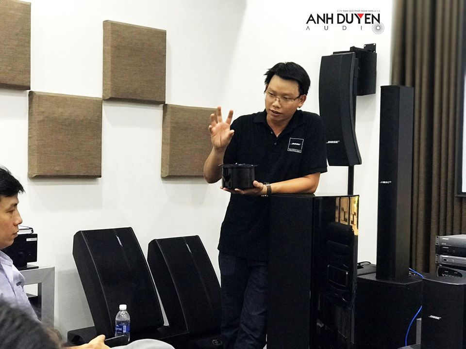 Đại diện Bose Pro Việt Nam training tại AnhDuyen Audio 3