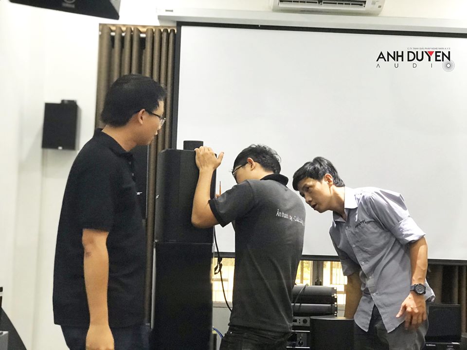 Đại diện Bose Pro Việt Nam training tại AnhDuyen Audio 5